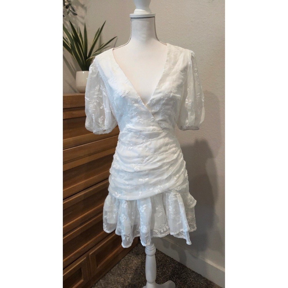 NWT Dee Dee Floral Embroidered Ruched Mini Dress Puff Sleeve White Bridal Boho S